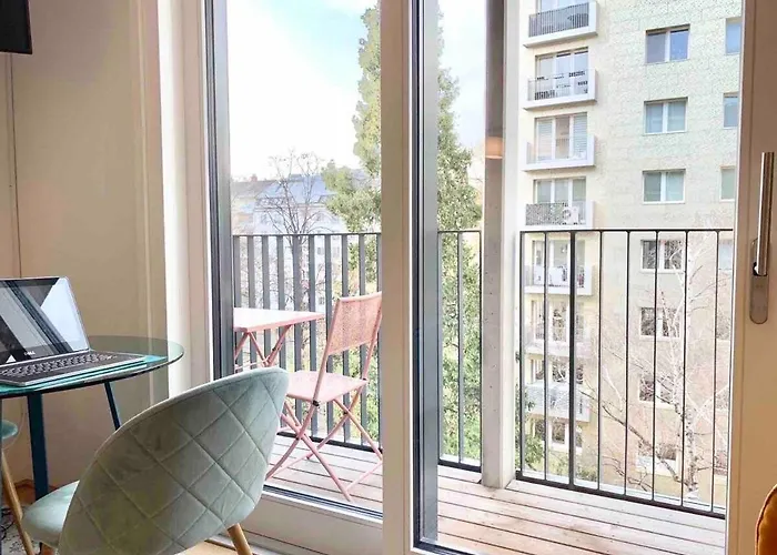 Modern New - Terrace, Full Kitchen In Center