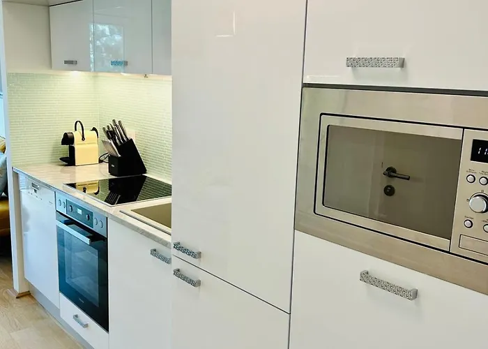 Apartman Modern New - Terrace, Full Kitchen In Center